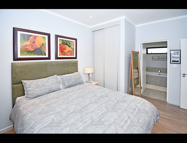 2 BEDROOM APARTMENT FOR SALE IN ROSEBANK